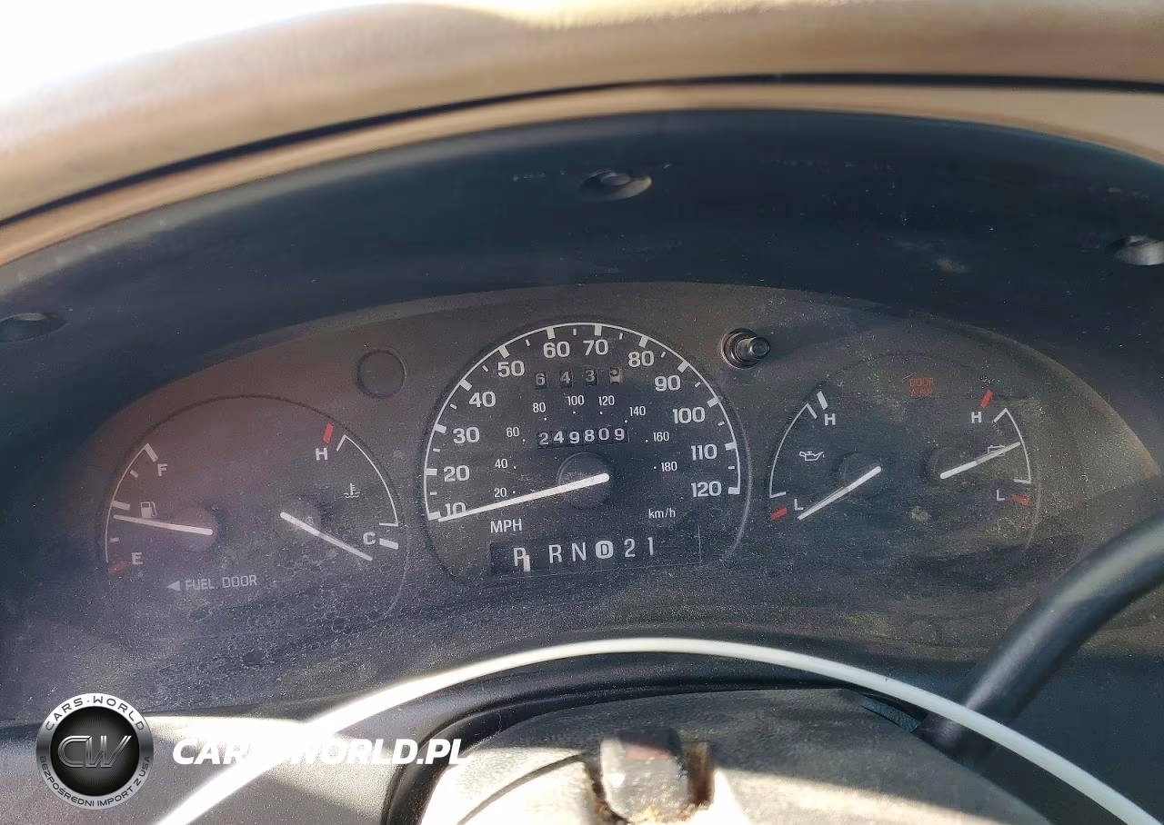 2000 Ford Ranger Super Cab VIN:1FTYR14V4YPB98377 - 9