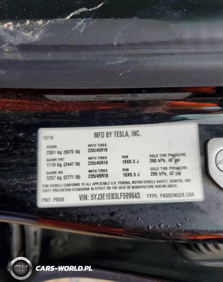 2020 Tesla Model 3 VIN:5YJ3E1EB3LF599643 - 12