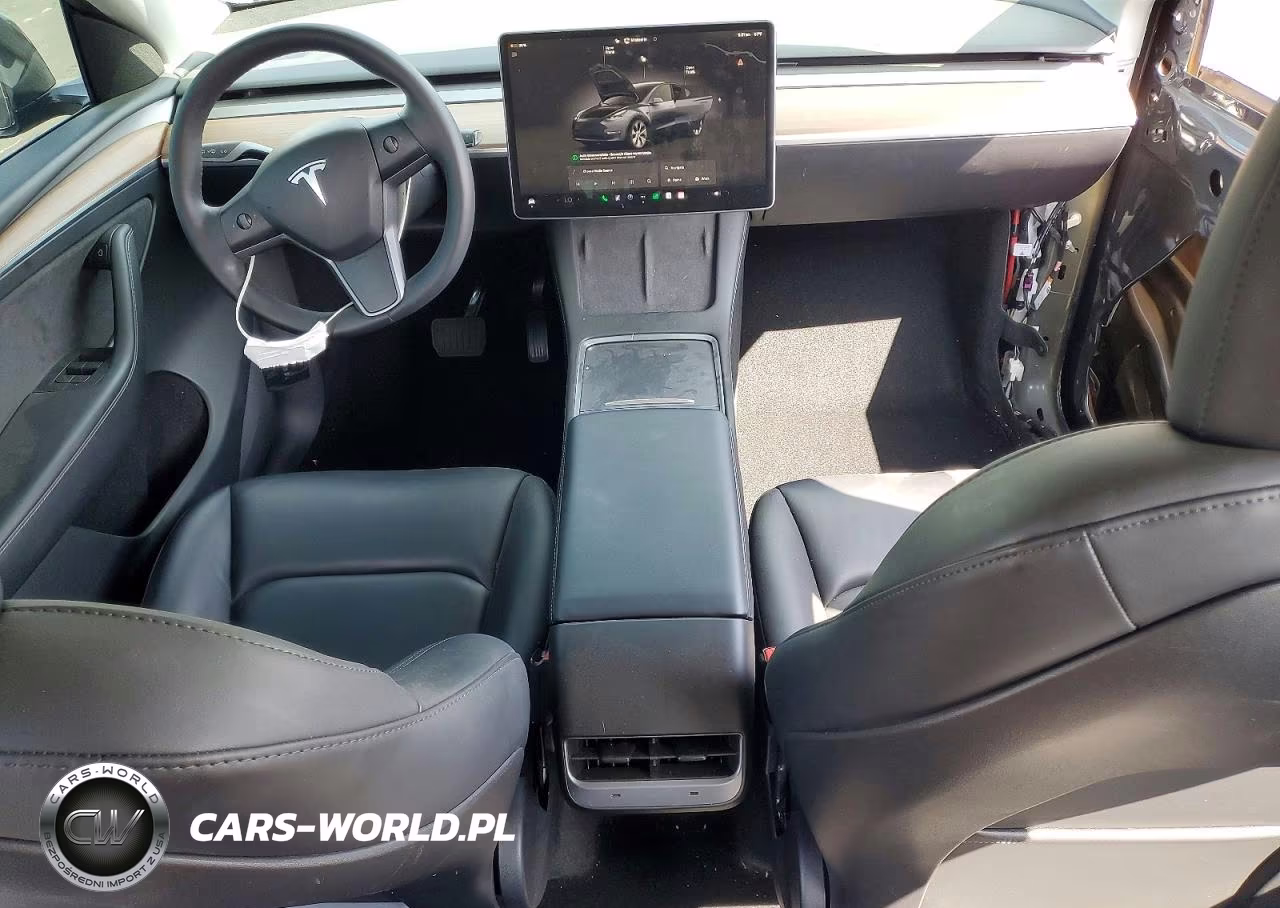 2023 Tesla Model Y VIN:7SAYGDEEXPF912756 - 8