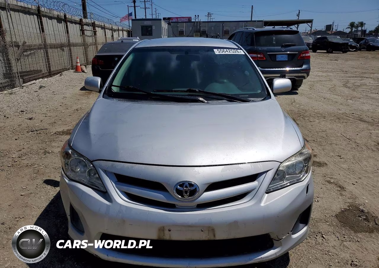 2011 Toyota Corolla Le VIN:2T1BU4EE0BC586992 - 5