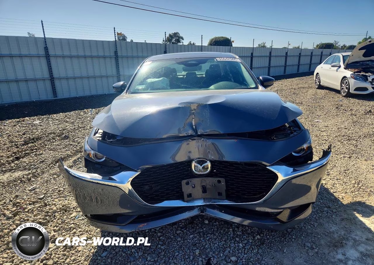 2024 Mazda 3 Preferred VIN:3MZBPBCM3RM411253 - 5