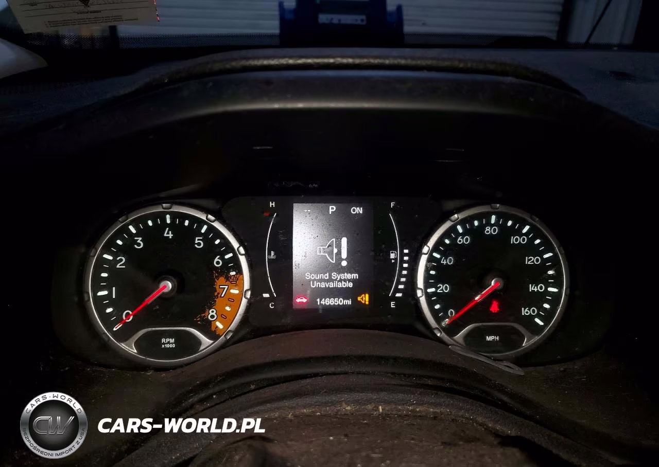 2016 Jeep Renegade Latitude VIN:ZACCJBBT4GPE39252 - 9