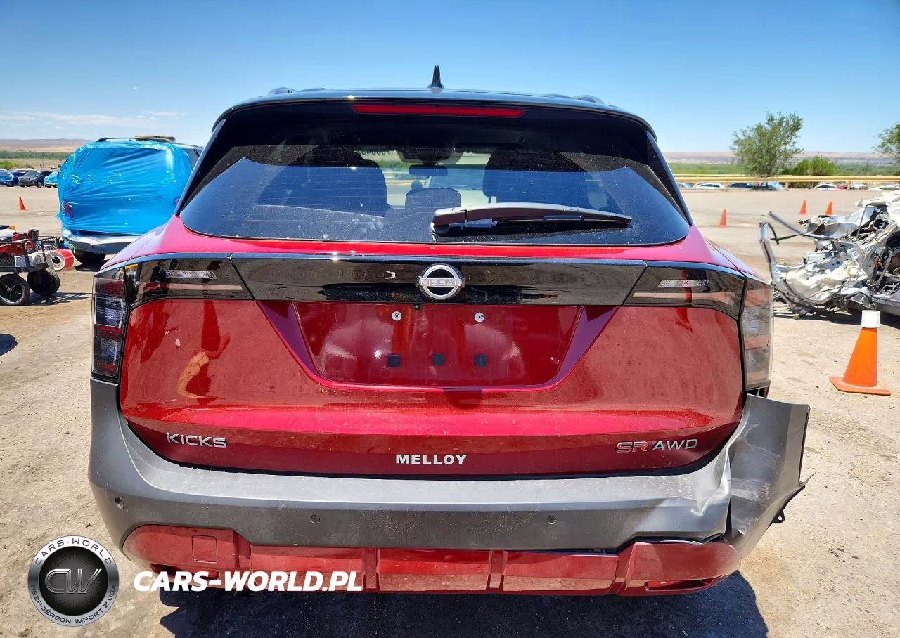 2025 Nissan Kicks Sr VIN:3N8AP6DB3SL313231 - 6