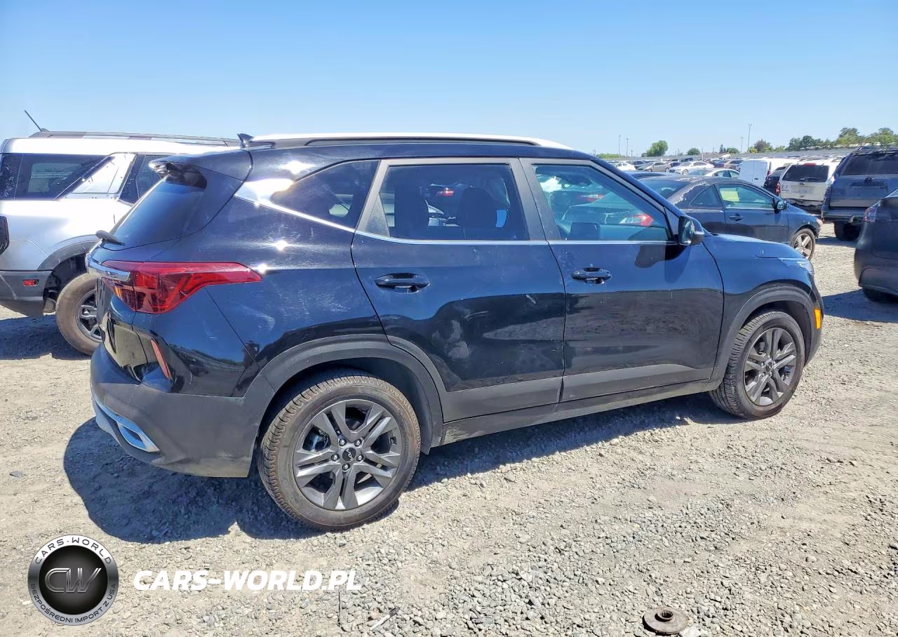 2023 Kia Seltos S VIN:KNDEU2AA6P7373655 - 3