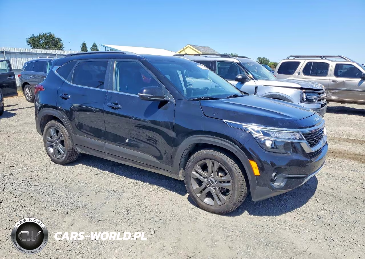 2023 Kia Seltos S VIN:KNDEU2AA6P7373655 - 4
