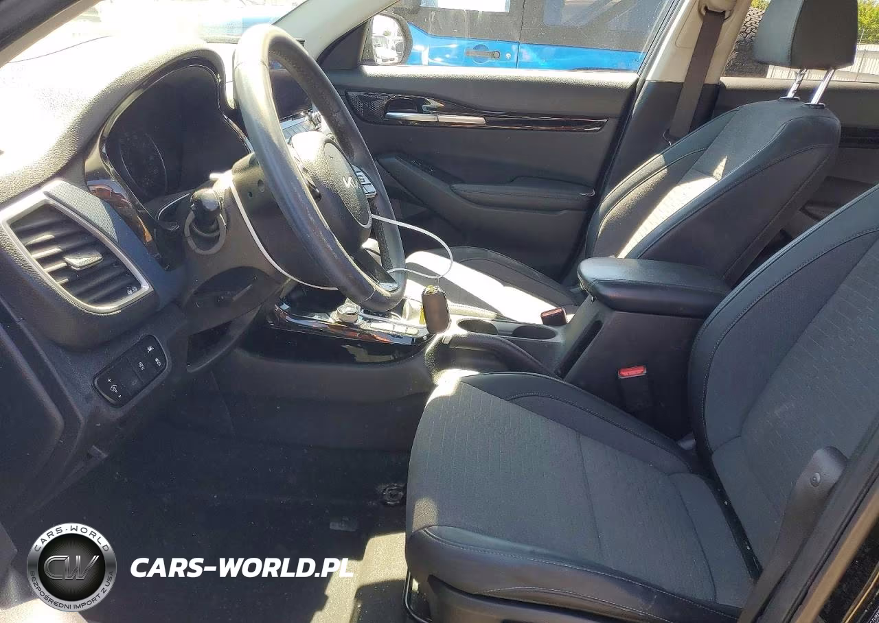 2023 Kia Seltos S VIN:KNDEU2AA6P7373655 - 7