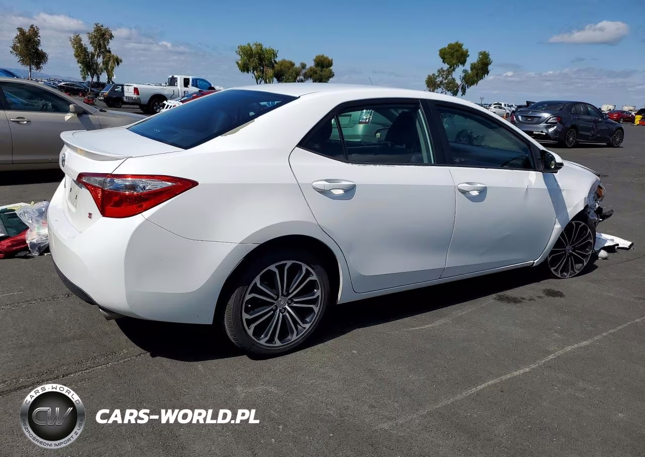 2016 Toyota Corolla S Plus VIN:5YFBURHE3GP533798 - 3