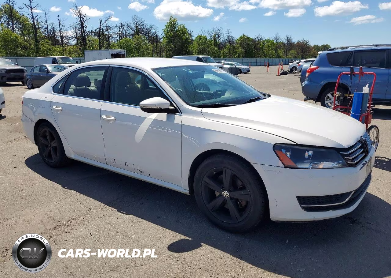2012 Volkswagen Passat Se VIN:1VWBP7A34CC027613 - 4