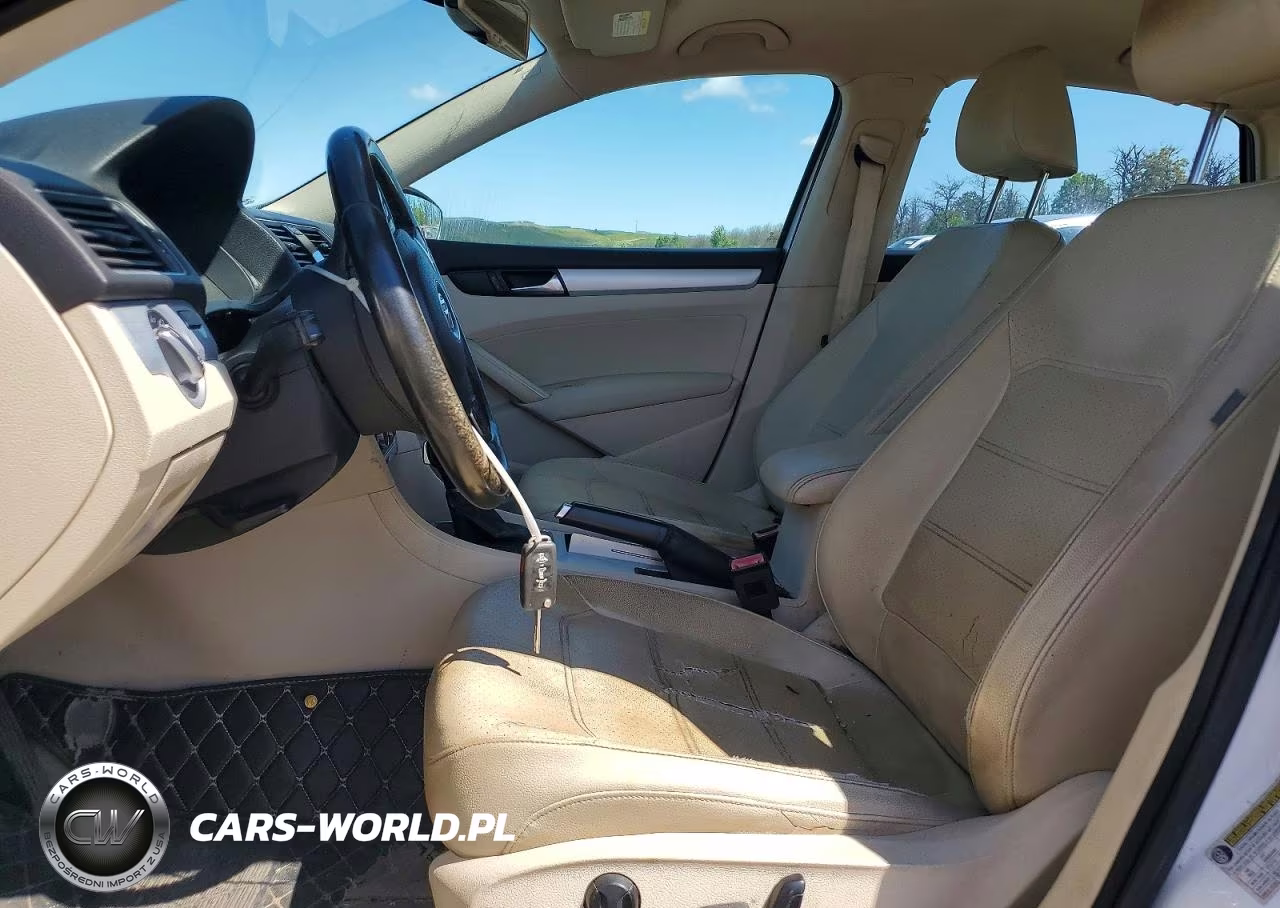 2012 Volkswagen Passat Se VIN:1VWBP7A34CC027613 - 7