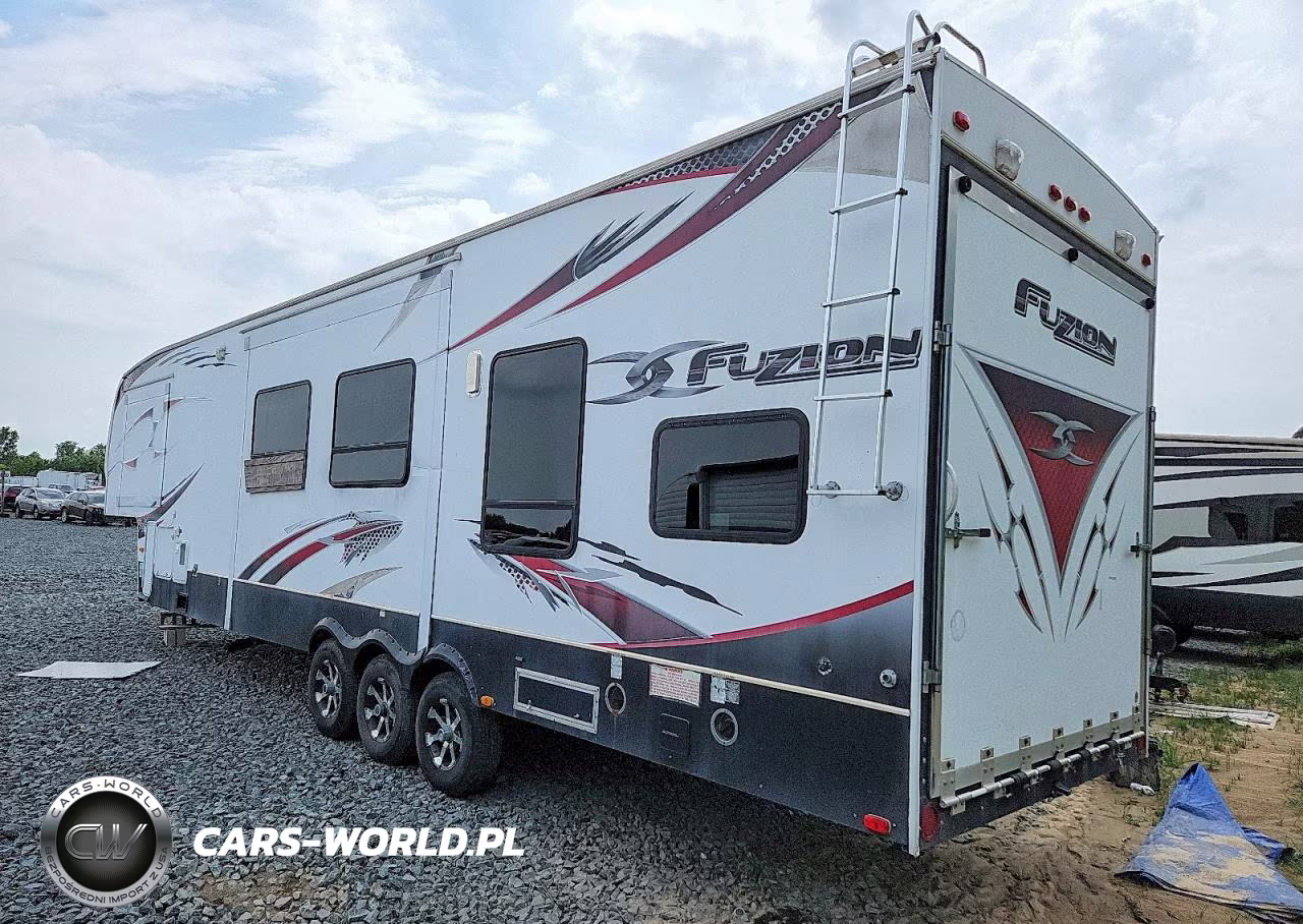 2011 Keystone Fuzion Camper VIN:4YDF36032BF810077 - 3