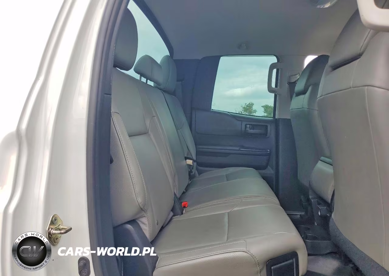 2017 Toyota Tundra Sr VIN:5TFRM5F18HX112993 - 10