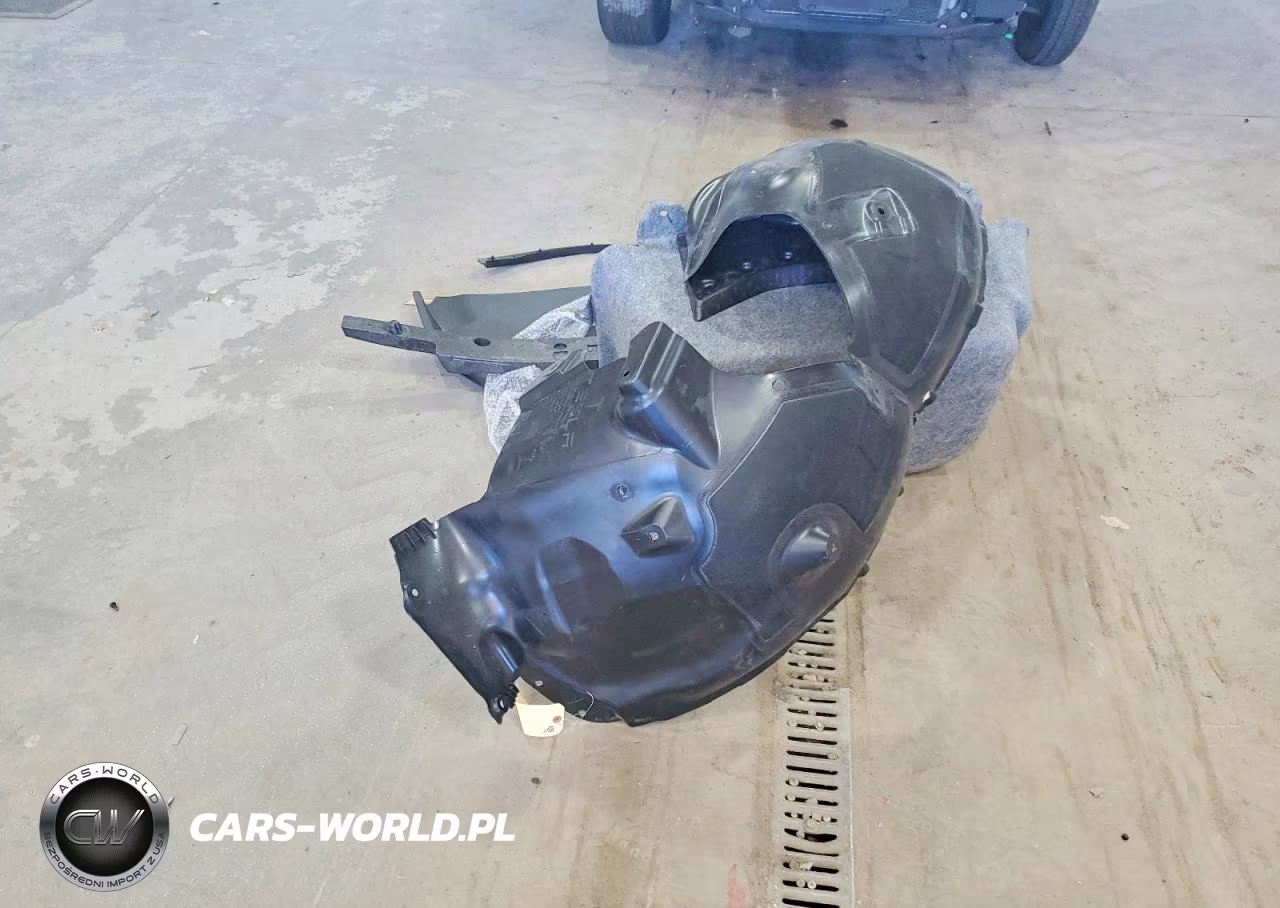 2023 Tesla Model Y VIN:7SAYGDED2PF940185 - 12