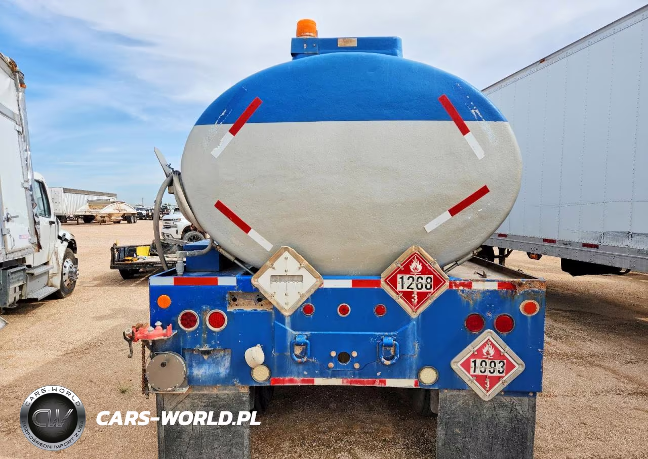2015 Peterbilt 348 Vacuum Truck VIN:2NP3LJ0X5FM263628 - 6