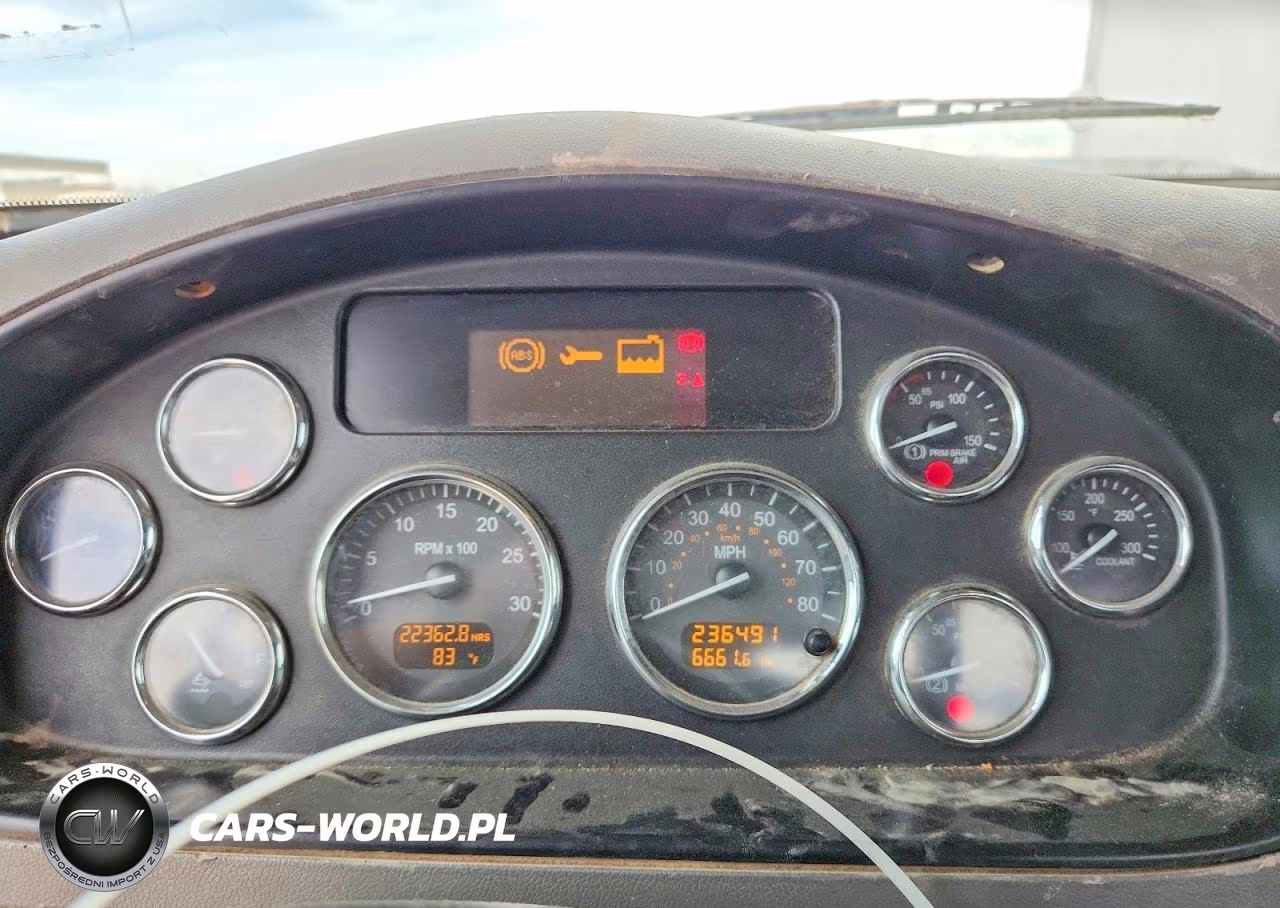 2015 Peterbilt 348 Vacuum Truck VIN:2NP3LJ0X5FM263628 - 8