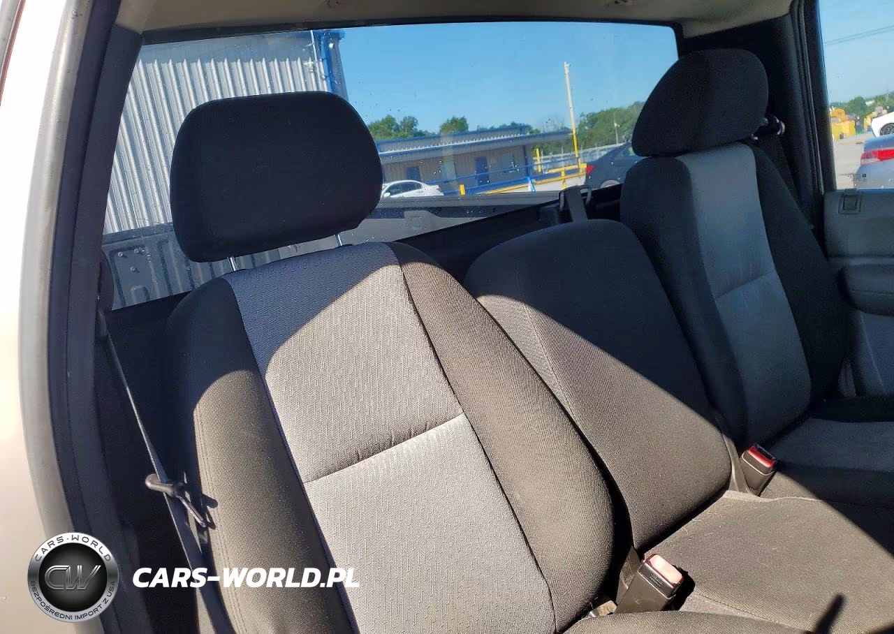 2008 Chevrolet Silverado C1500 VIN:1GCEC14X08Z180128 - 10