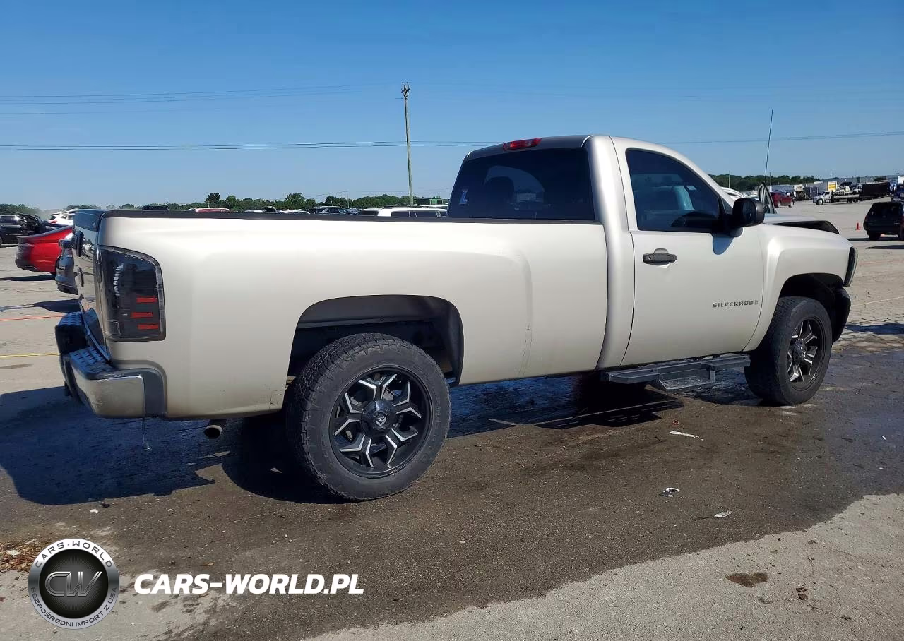2008 Chevrolet Silverado C1500 VIN:1GCEC14X08Z180128 - 3