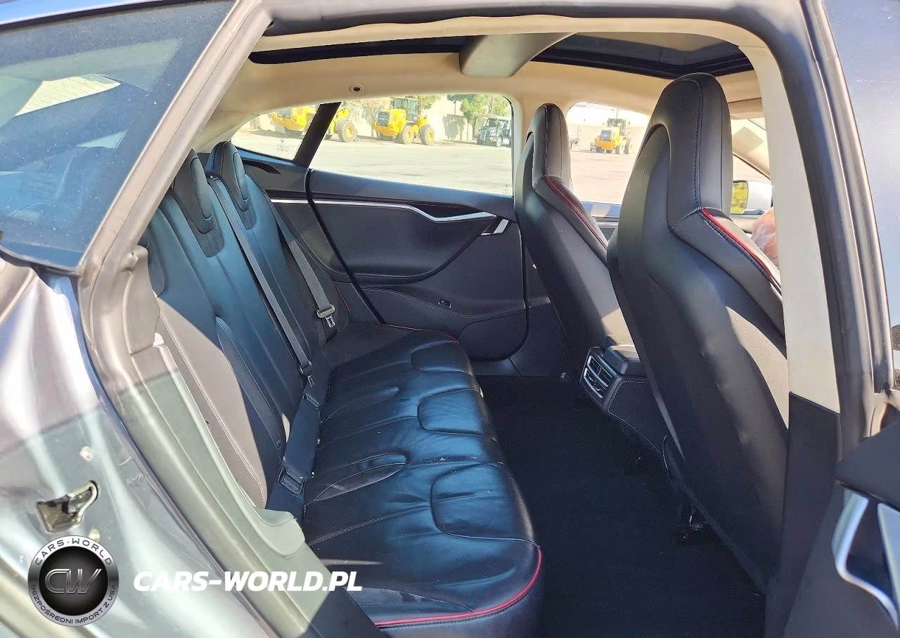 2014 Tesla Model S VIN:5YJSA1H16EFP36362 - 10