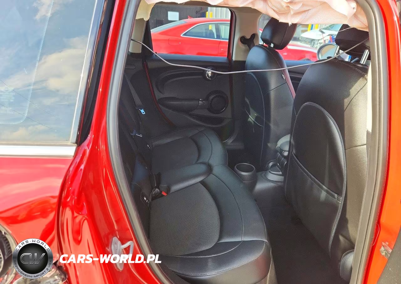 2015 Mini Cooper VIN:WMWXS5C50FT828373 - 10