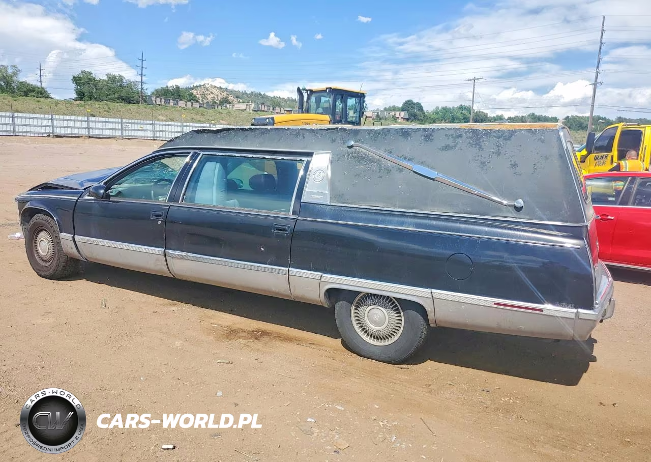 1996 Cadillac Commercial Chassis VIN:1GEFH90P0TR705716 - 2