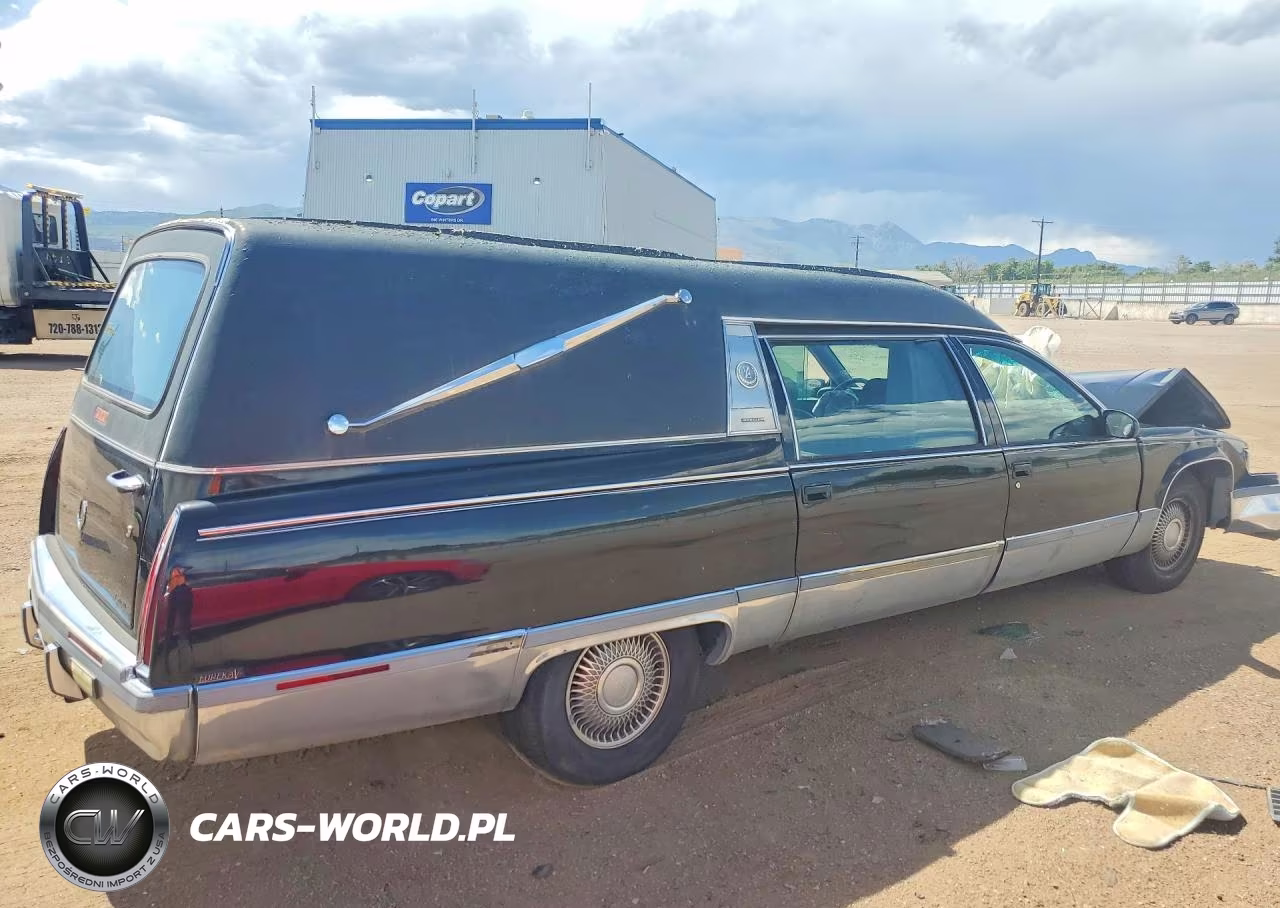 1996 Cadillac Commercial Chassis VIN:1GEFH90P0TR705716 - 3