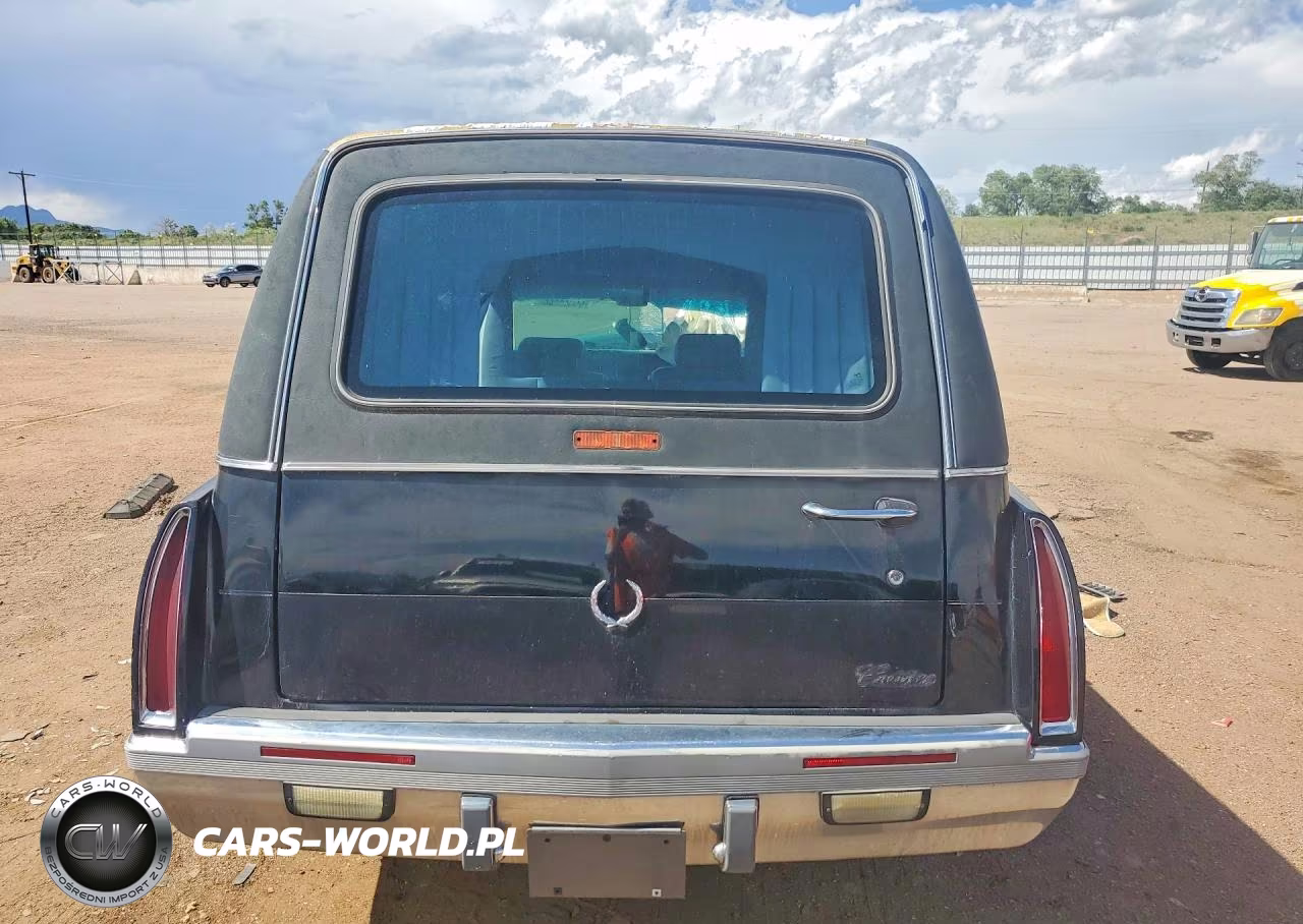 1996 Cadillac Commercial Chassis VIN:1GEFH90P0TR705716 - 6