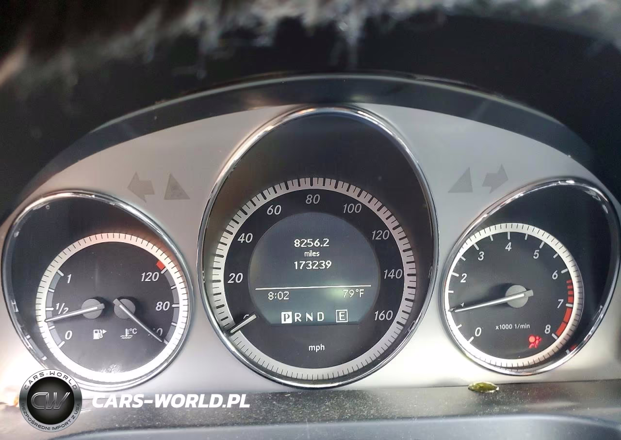 2011 Mercedes-Benz C 300 VIN:WDDGF5EB9BR139942 - 9