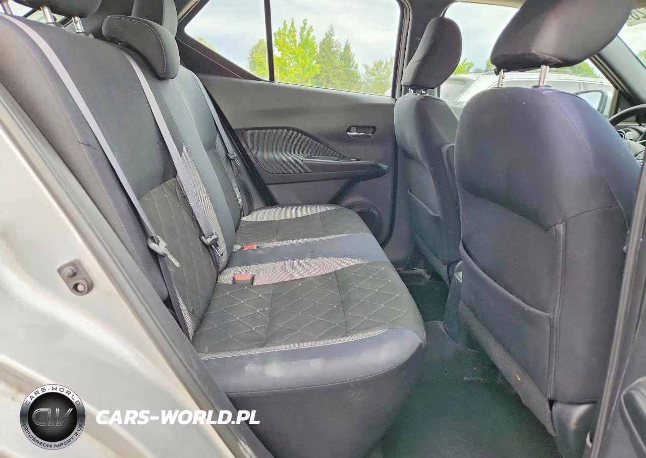 2019 Nissan Kicks Sv VIN:3N1CP5CU4KL470674 - 11