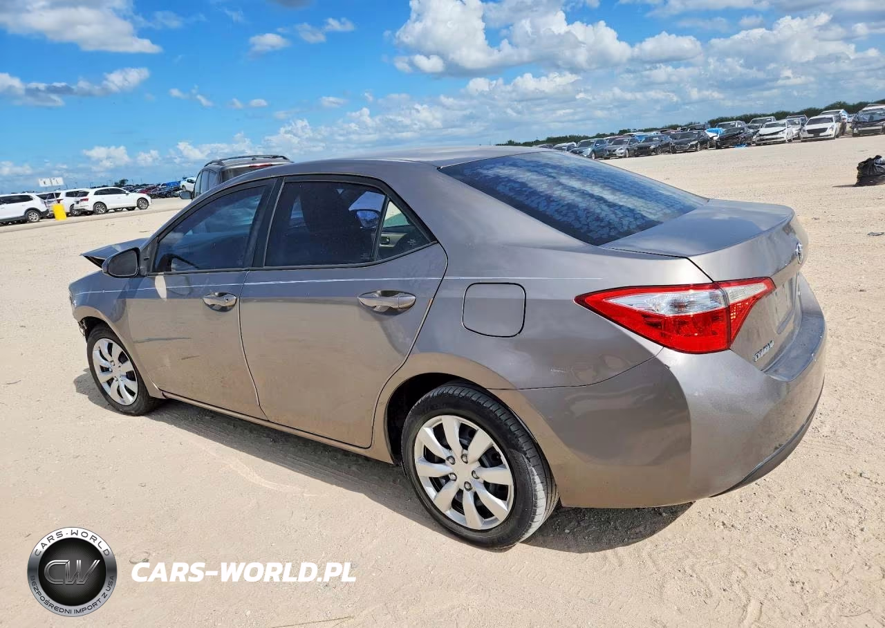 2015 Toyota Corolla Le VIN:5YFBURHE4FP298519 - 2