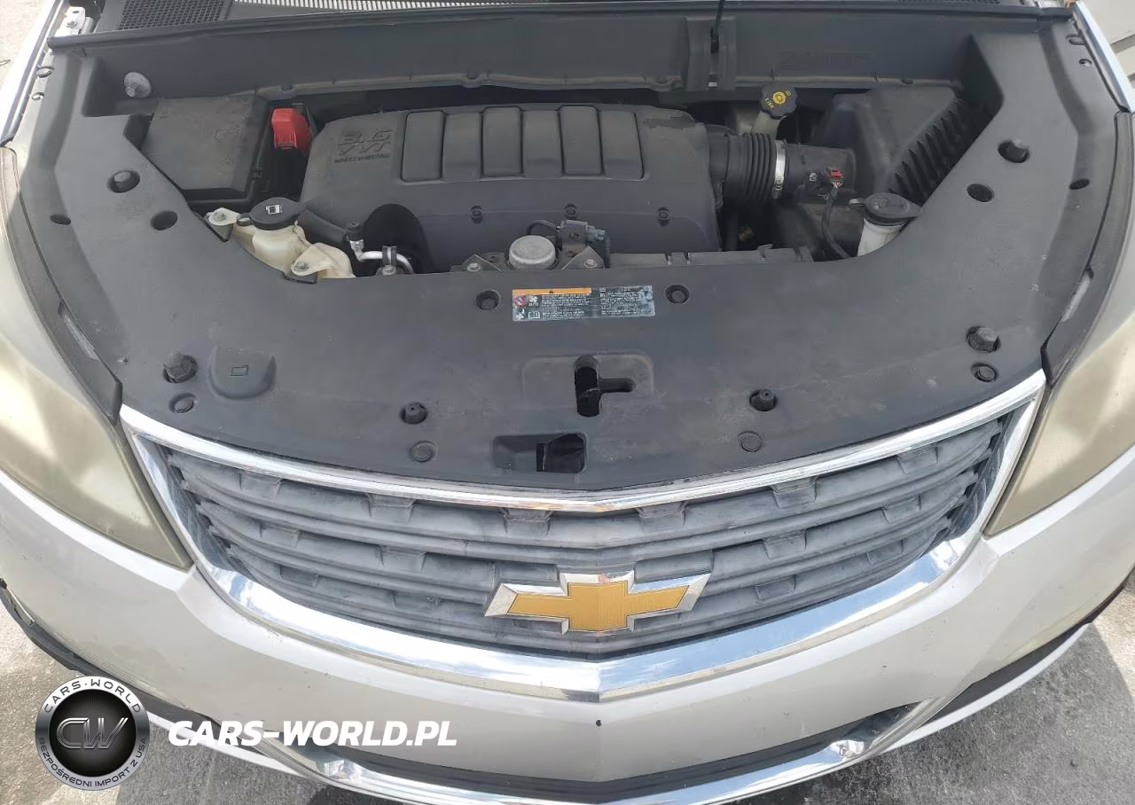 2015 Chevrolet Traverse Ls VIN:1GNKRFED0FJ174271 - 12