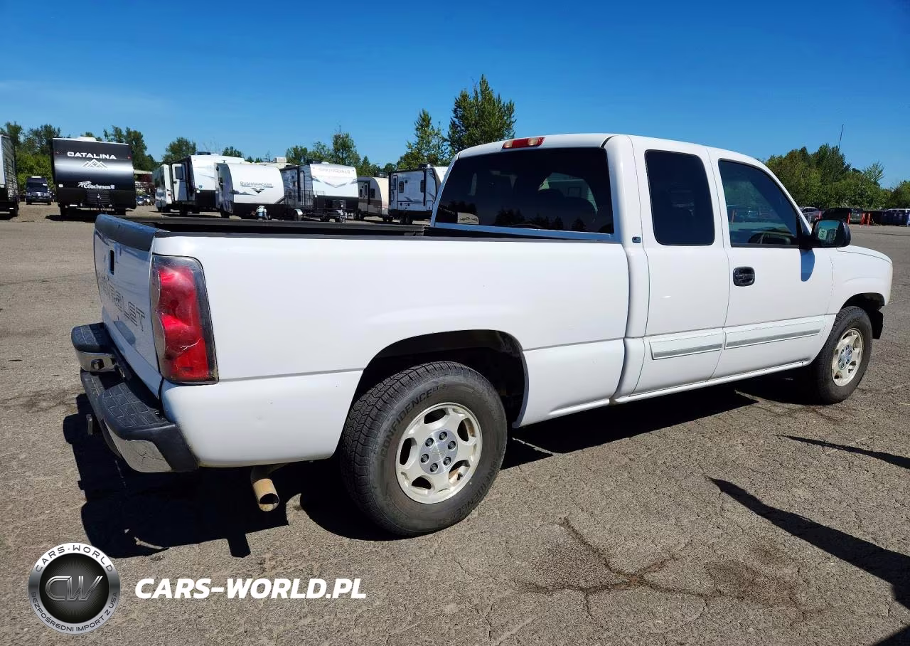 2004 Chevrolet Silverado 1500 Ls VIN:2GCEC19VX41120271 - 3