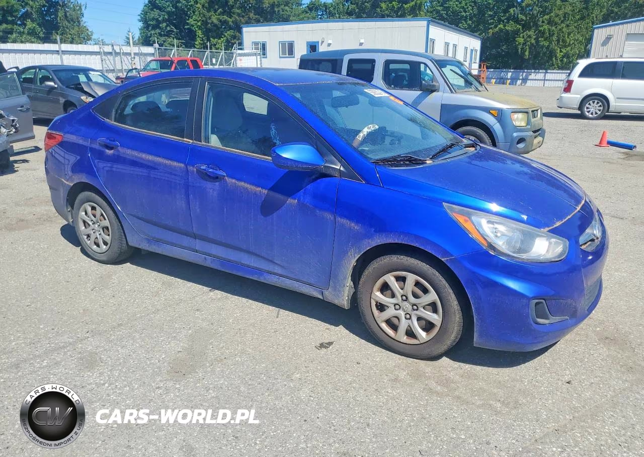 2014 Hyundai Accent Gls VIN:KMHCT4AE1EU613777 - 4