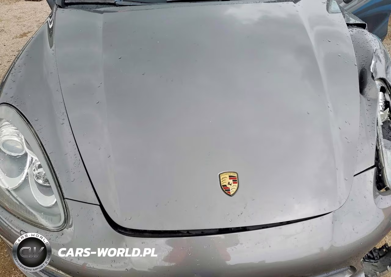 2012 Porsche Cayenne S Hybrid VIN:WP1AE2A26CLA92332 - 11