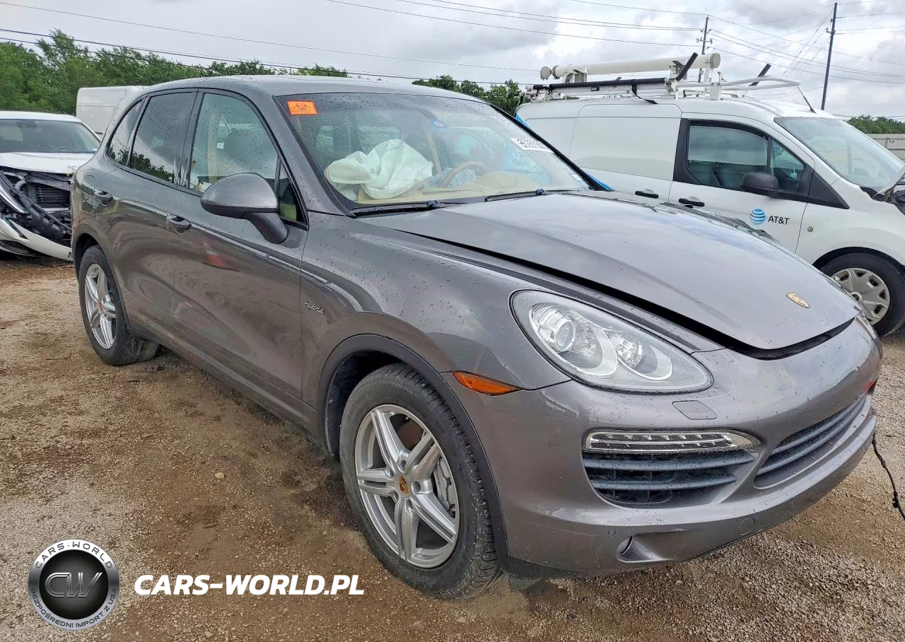 2012 Porsche Cayenne S Hybrid VIN:WP1AE2A26CLA92332 - 4