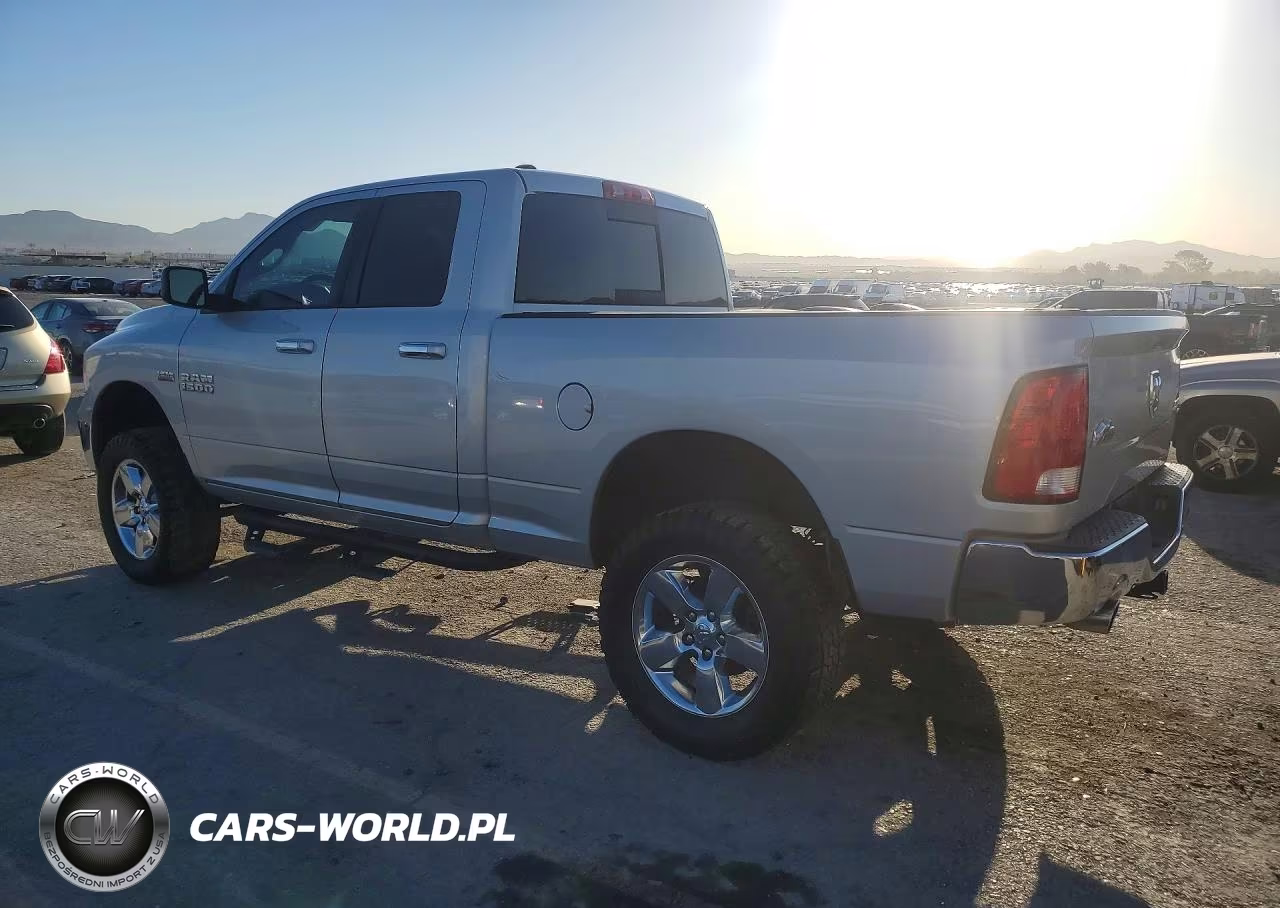 2015 Ram 1500 Slt VIN:1C6RR7GT9FS530932 - 2