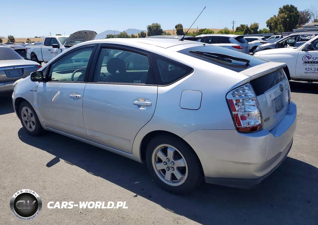 2008 Toyota Prius Base VIN:JTDKB20UX87697925 - 2