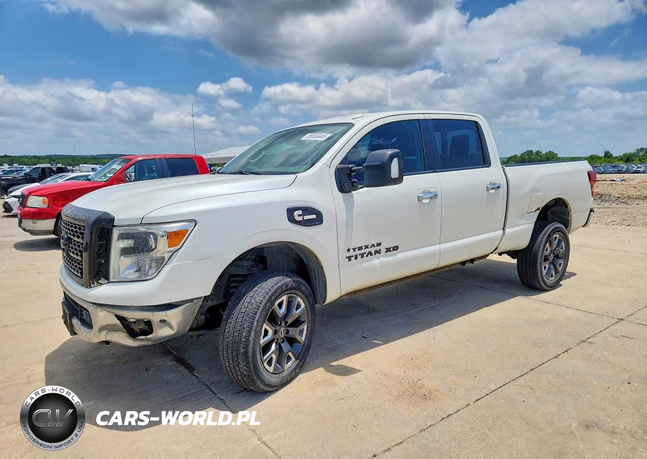 2017 Nissan Titan Xd Sl – zdjęcie 1 z 12