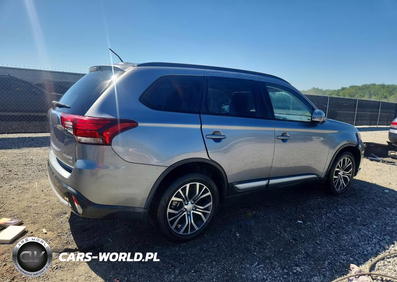 2016 Mitsubishi Outlander Se VIN:JA4AD3A37GZ004341 - 3
