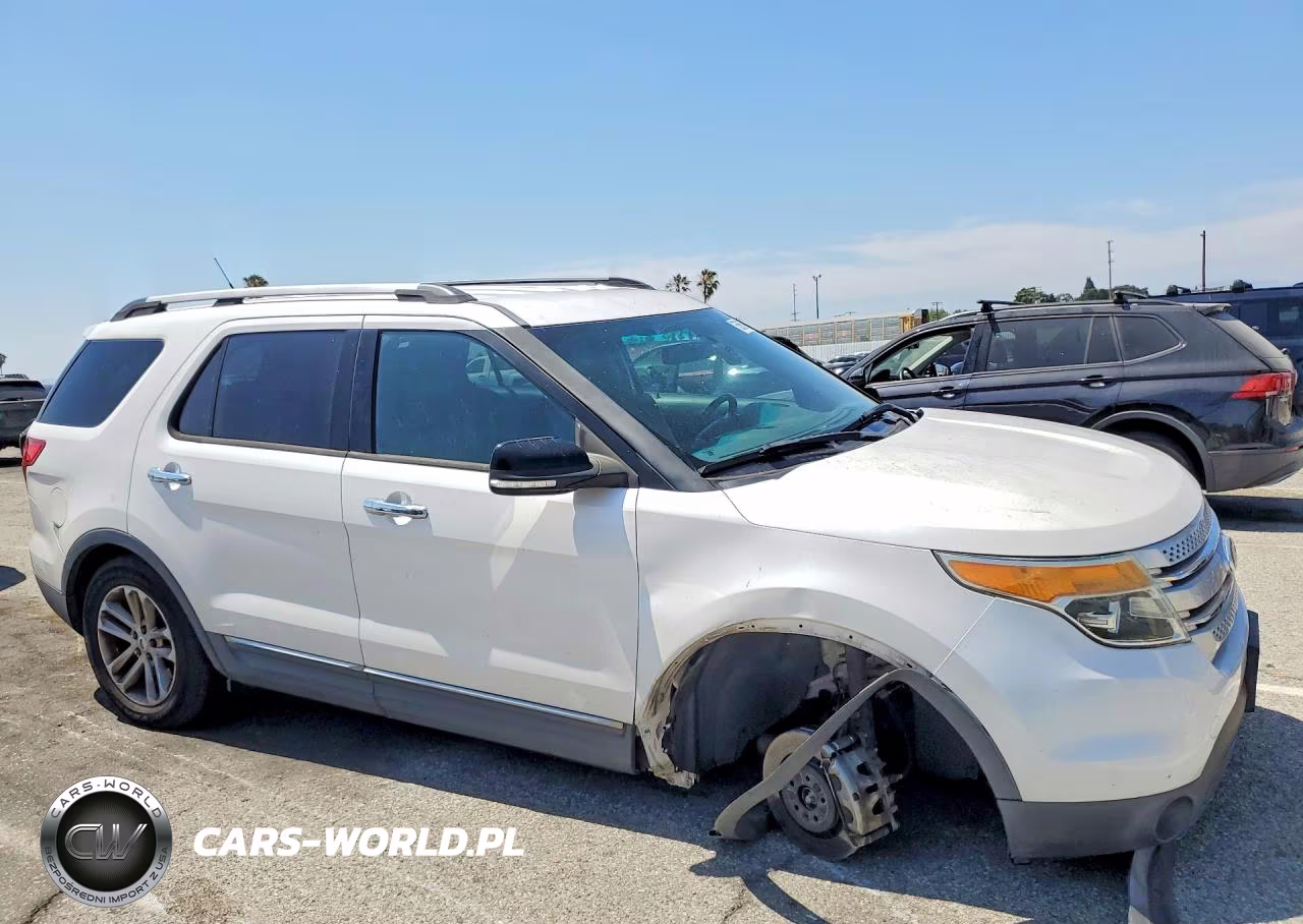 2013 Ford Explorer Xlt VIN:1FM5K7D9XDGC61632 - 4