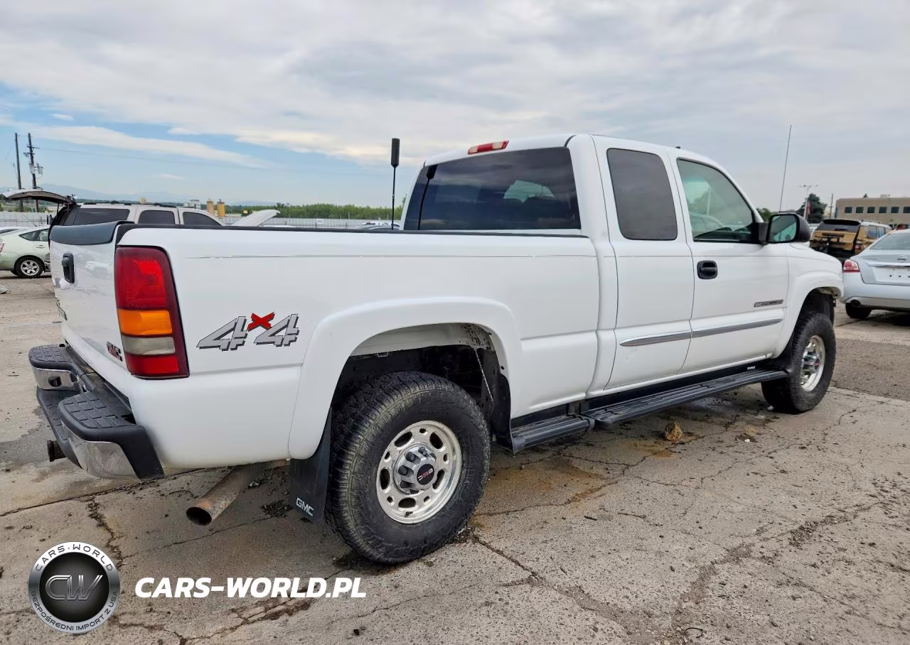 2003 GMC Sierra K2500 Heavy Duty VIN:1GTHK29G03E102477 - 3