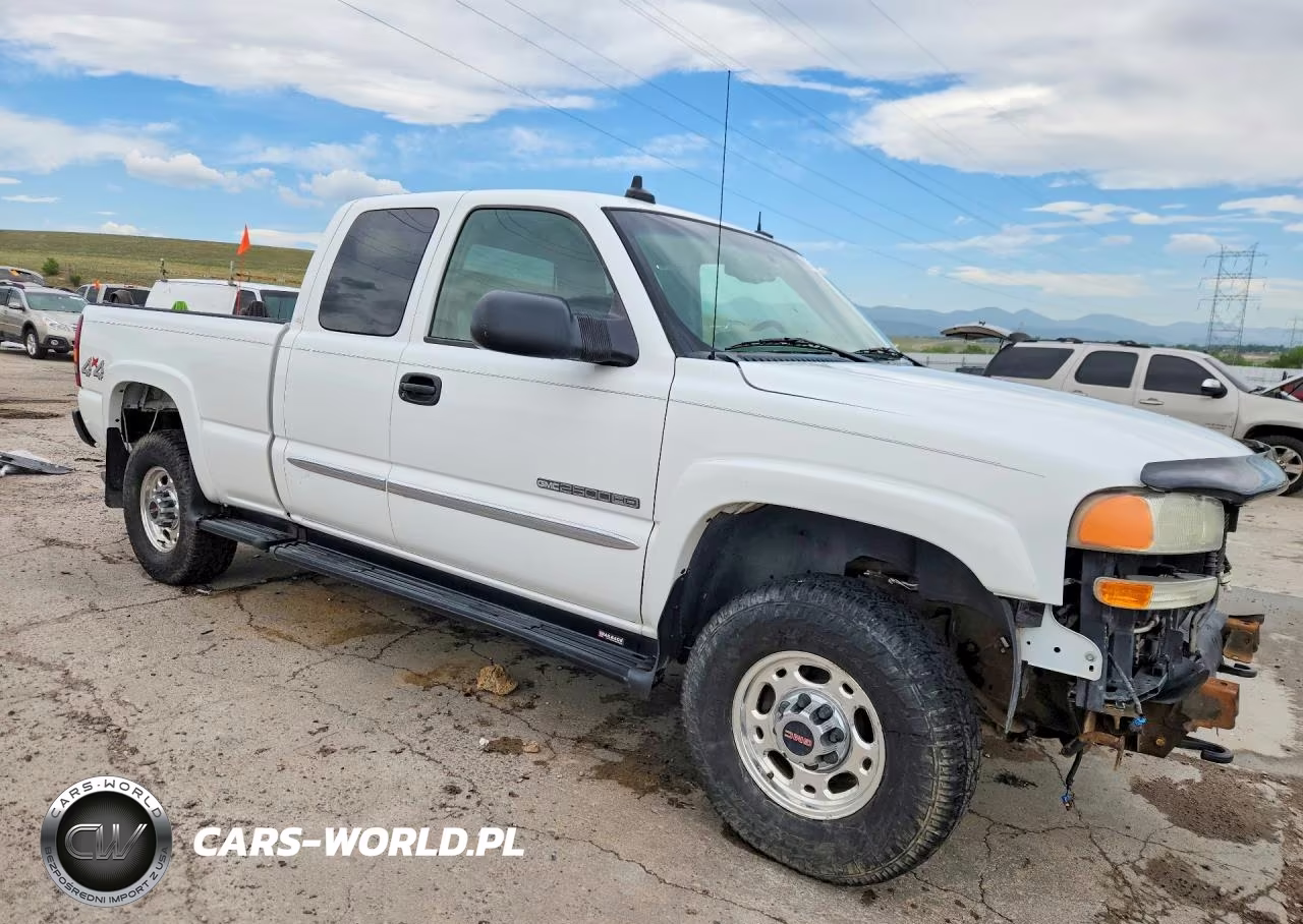2003 GMC Sierra K2500 Heavy Duty VIN:1GTHK29G03E102477 - 4