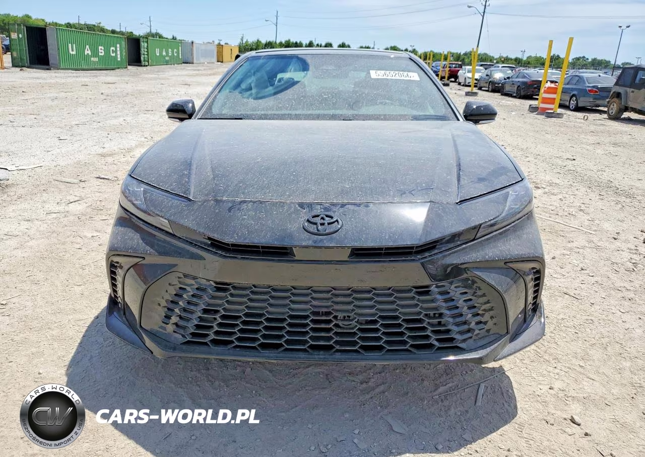2026 Toyota Camry Xse VIN:4T1DBADKXTU554085 - 5