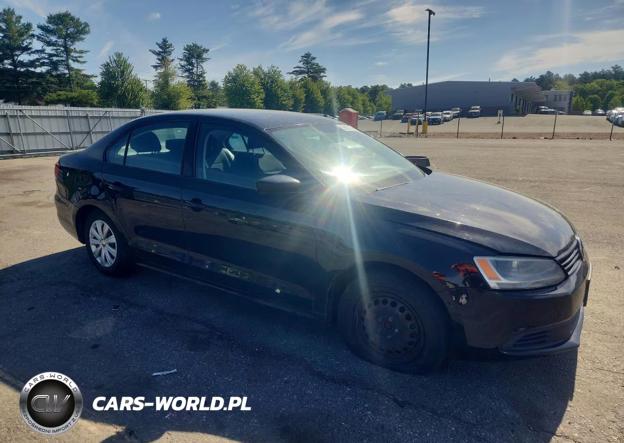 2011 Volkswagen Jetta Base VIN:3VW2K7AJ9BM365521 - 4