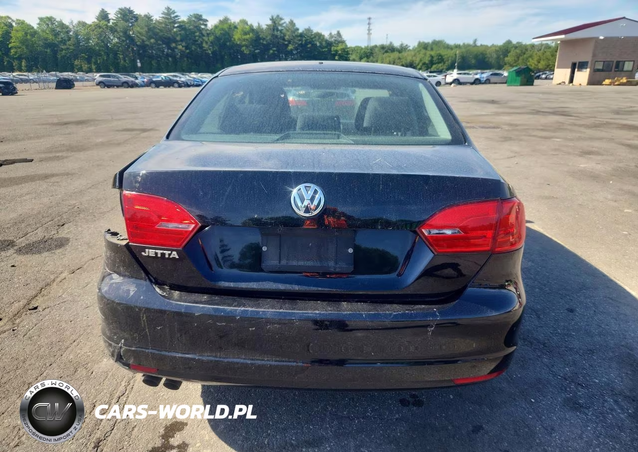 2011 Volkswagen Jetta Base VIN:3VW2K7AJ9BM365521 - 6