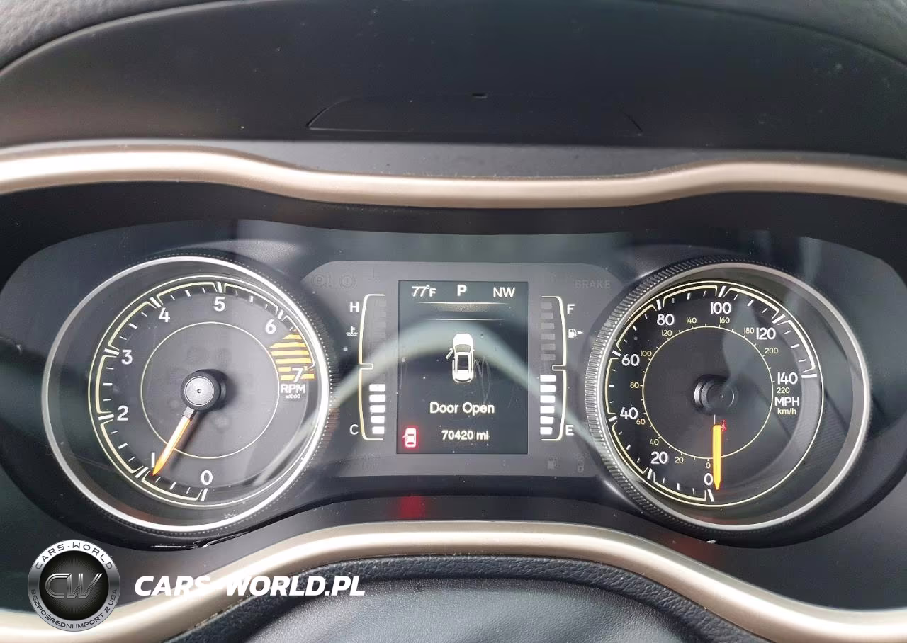 2016 Jeep Cherokee Sport VIN:1C4PJLAB0GW159332 - 9