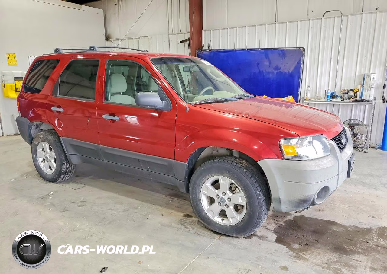 2007 Ford Escape Xlt VIN:1FMYU93107KA29024 - 4