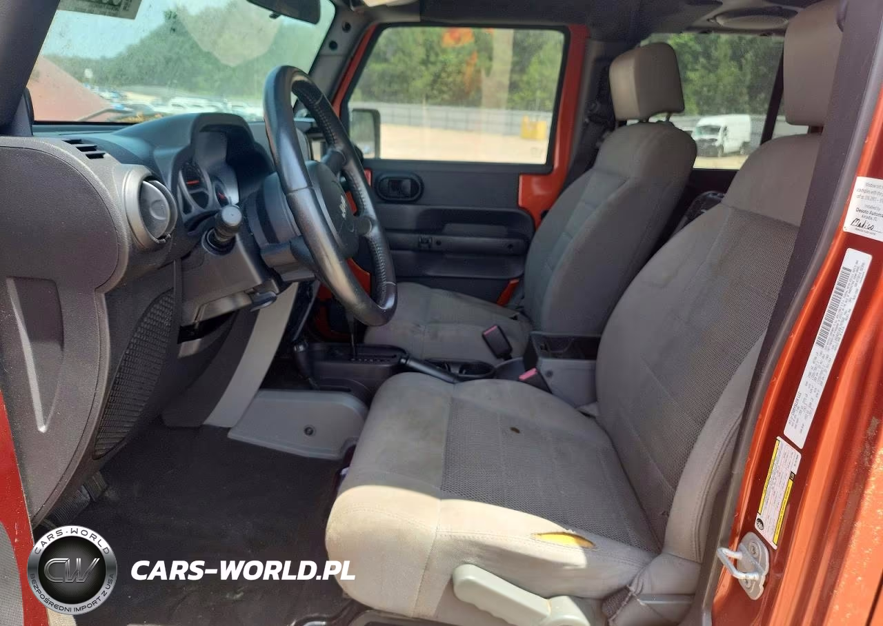 2009 Jeep Wrangler Unlimited Rubicon VIN:1J8GA69169L707666 - 7