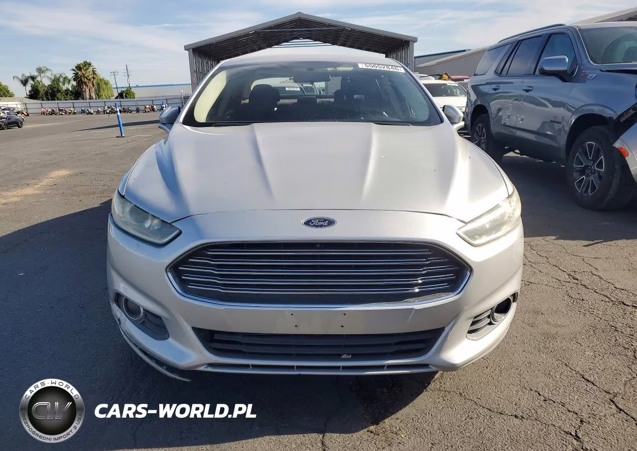 2013 Ford Fusion Se VIN:3FA6P0HR8DR103770 - 5