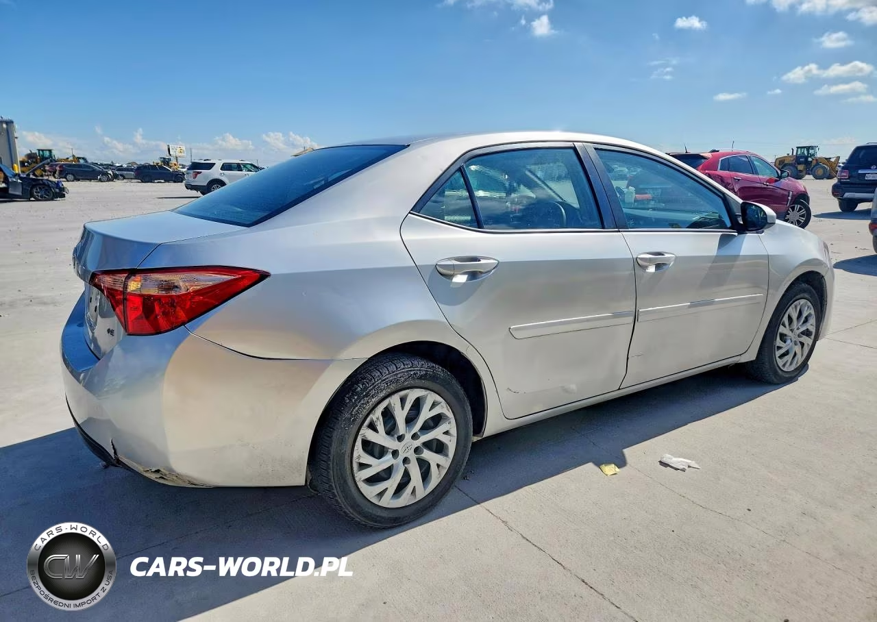2017 Toyota Corolla VIN:5YFBURHE6HP712306 - 3