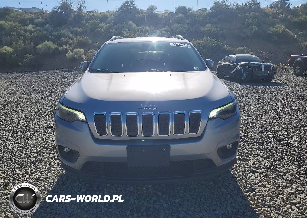 2019 Jeep Cherokee Latitude VIN:1C4PJLCB5KD474483 - 5