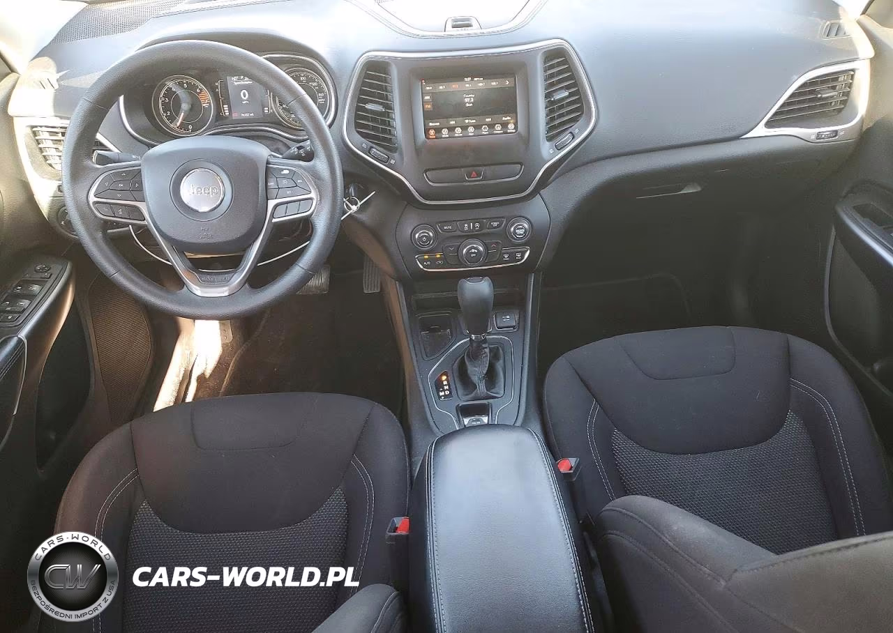 2019 Jeep Cherokee Latitude VIN:1C4PJLCB5KD474483 - 8
